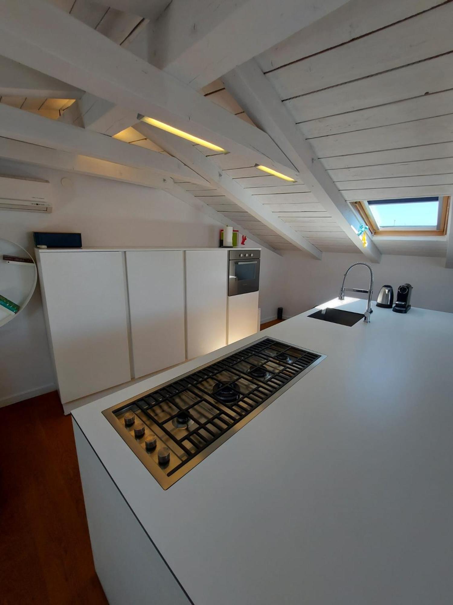 Beautiful Sunsets Over The Roofs Of Rovinj Apartment Exterior foto