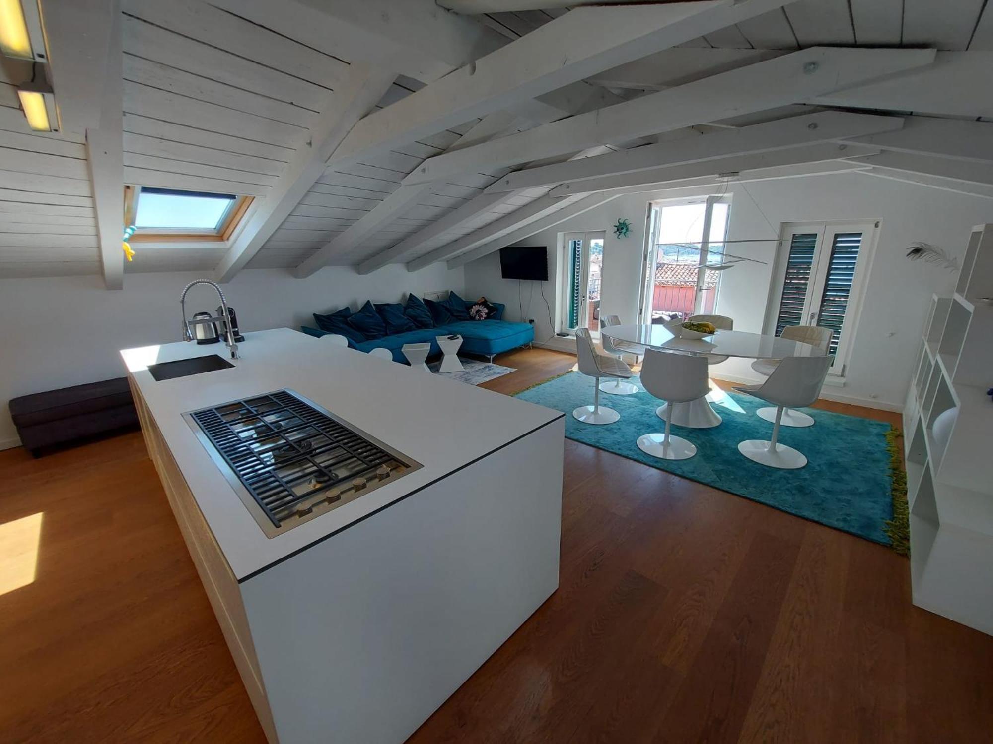 Beautiful Sunsets Over The Roofs Of Rovinj Apartment Exterior foto